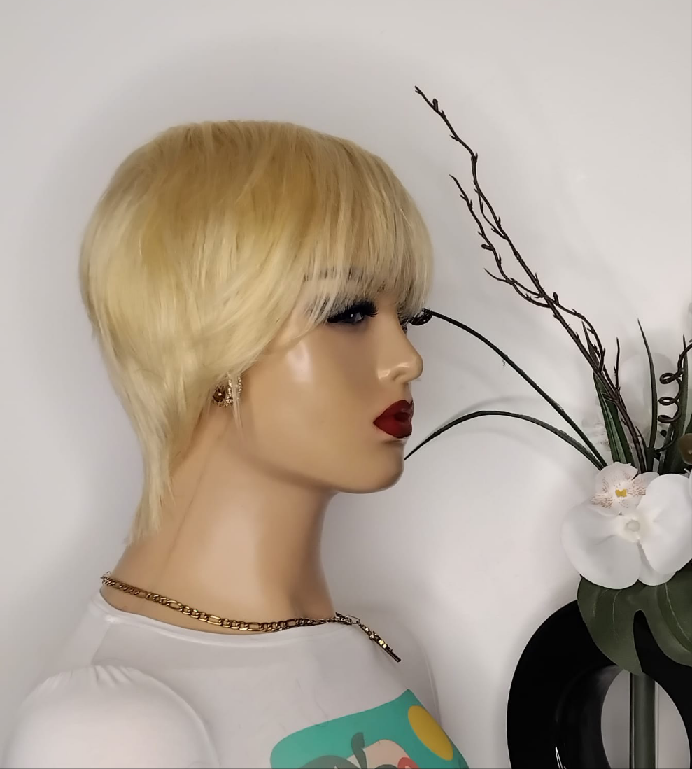 Perruque coupe courte blonde,couleur comme sur la photo