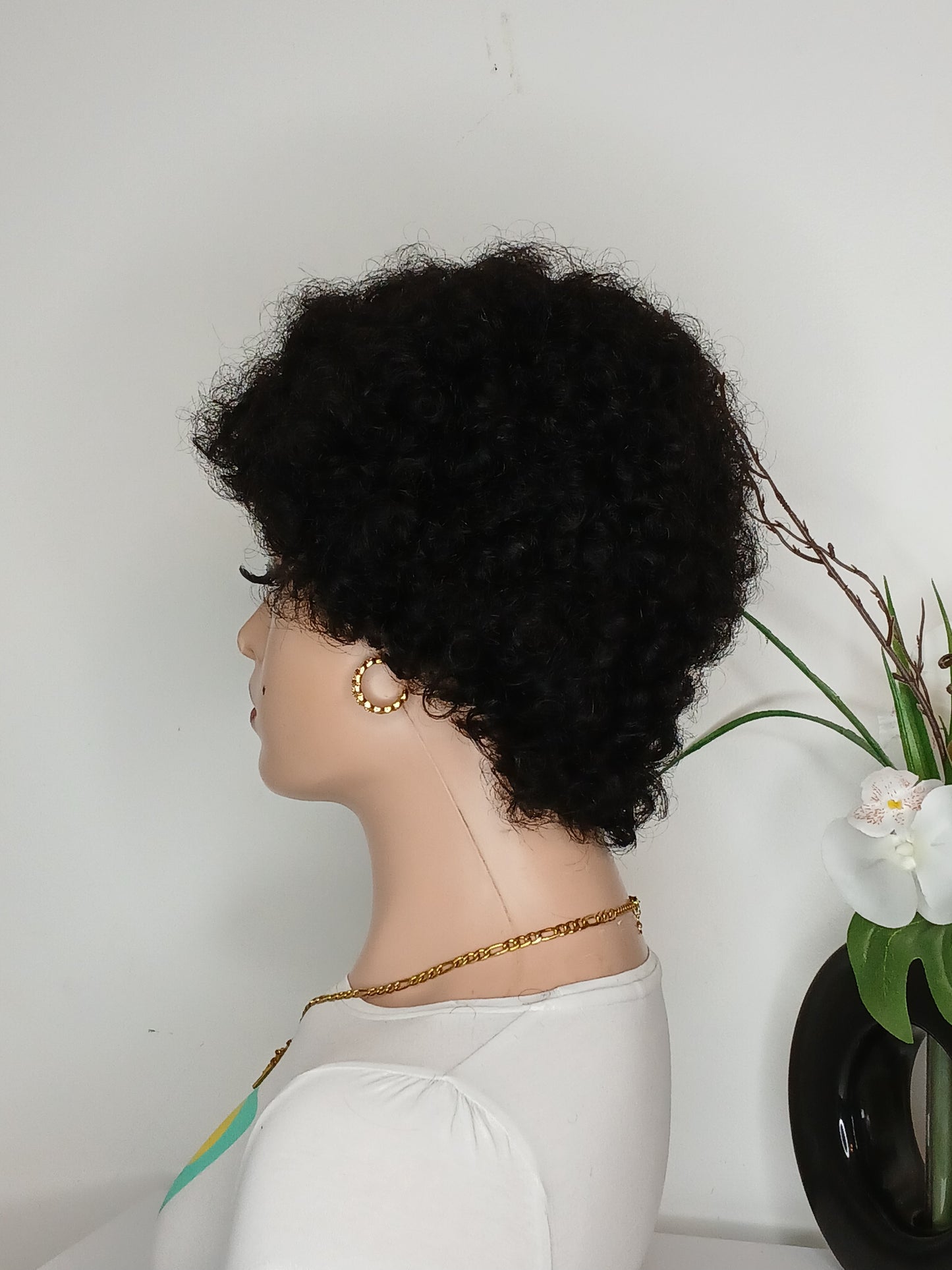 Perruque afro noire ,couleur comme sur la photo