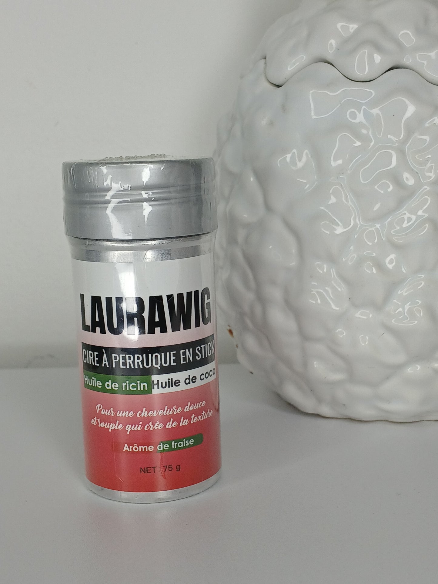 Cire senteur fraise pour coiffer vos perruque