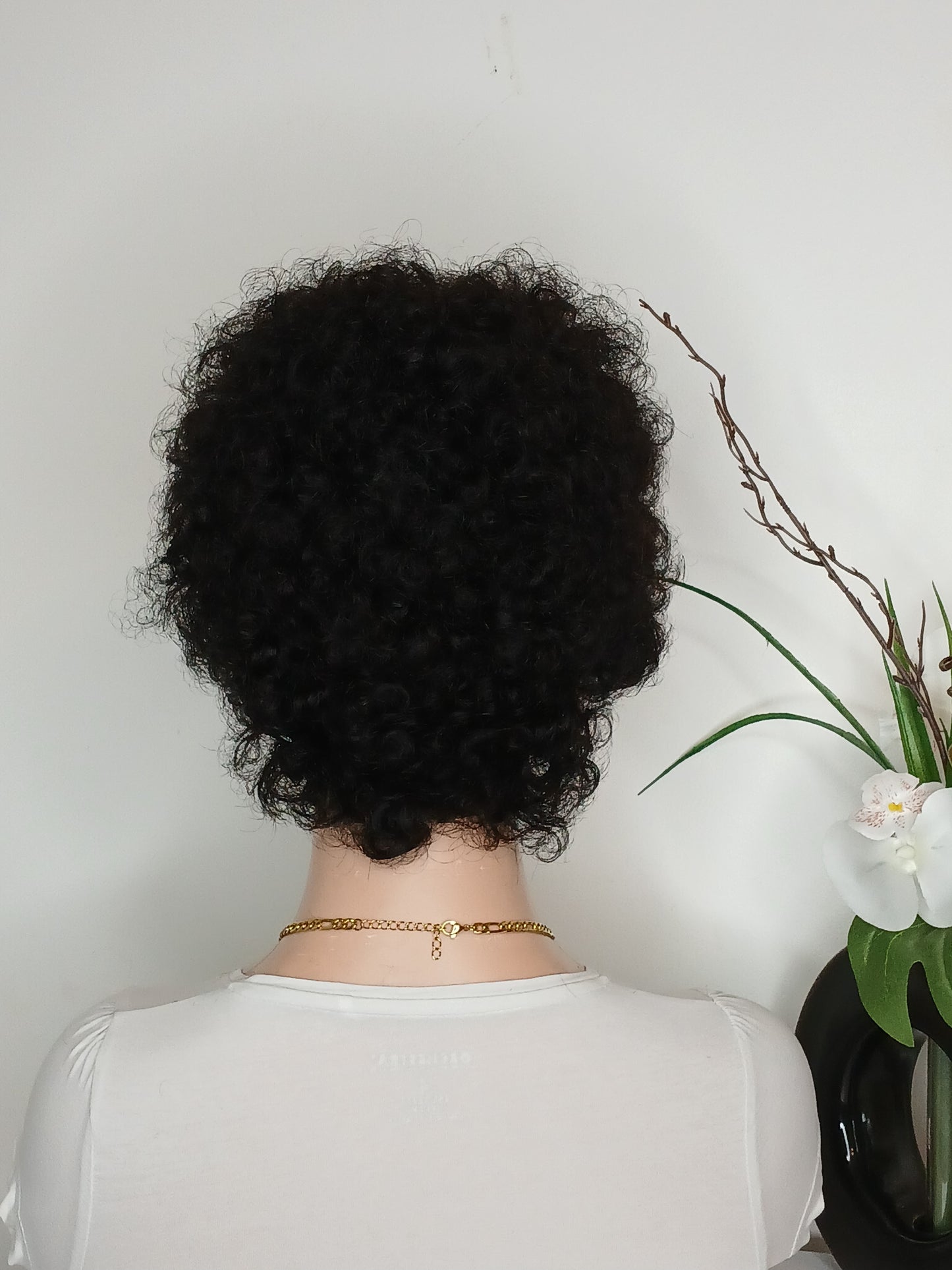 Perruque afro noire ,couleur comme sur la photo