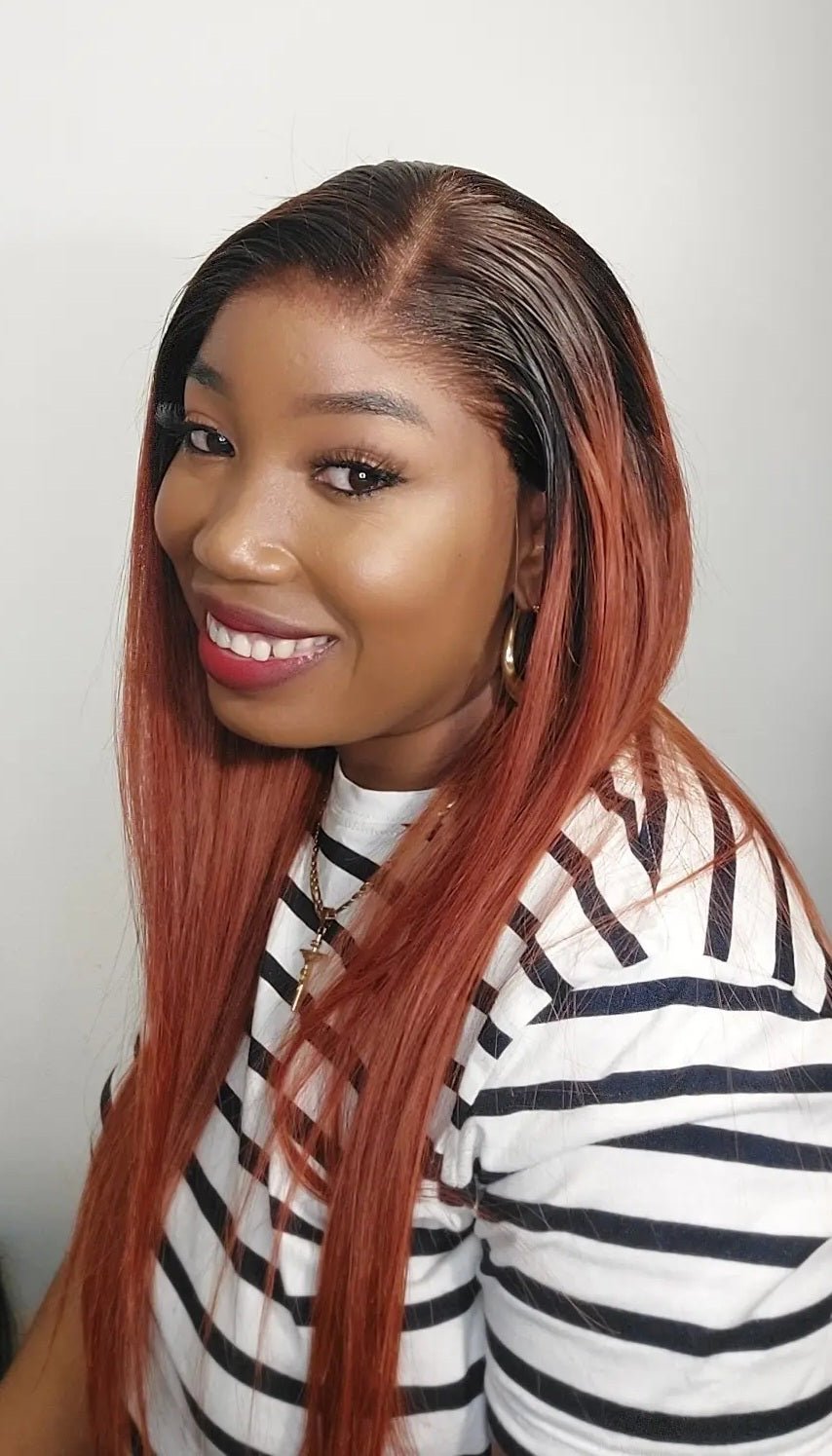 Perruque lisse  cheveux humain 20 pouces HD couleur comme sur la photo