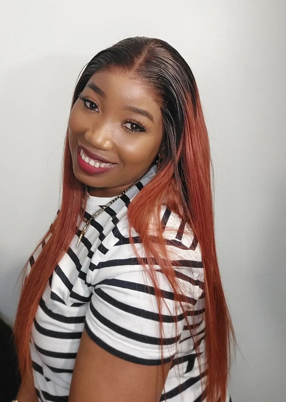 Perruque lisse  cheveux humain 20 pouces HD couleur comme sur la photo