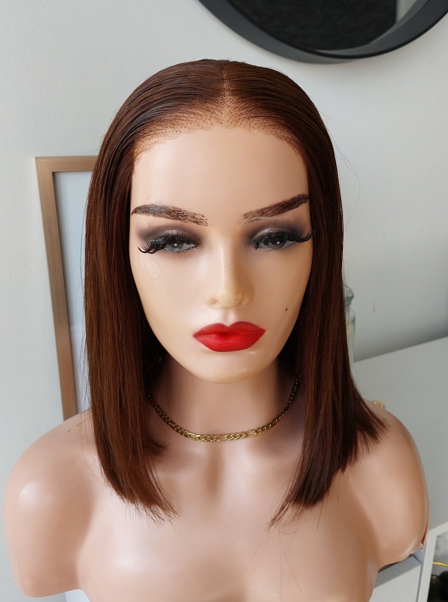 Perruque  coupe carrée 12 pouces  hd closure 6x4 hd  sans colle couleur châtain